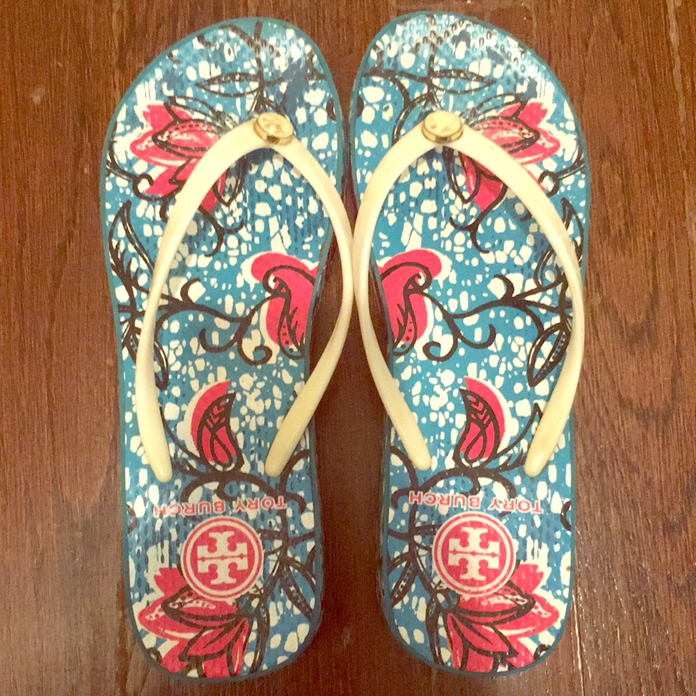 Tori Burch wedges flip flops
